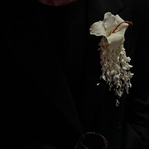 Cascading Hibiscus Couture Brooch  - Artisan Couture  Broş  | JAYA