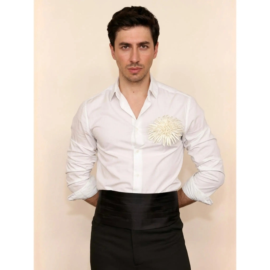 Pure Chrysanthemum  - Artisan Couture  Broş  | JAYA